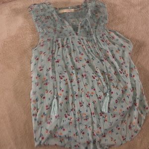 Juniors medium floral blue tank top